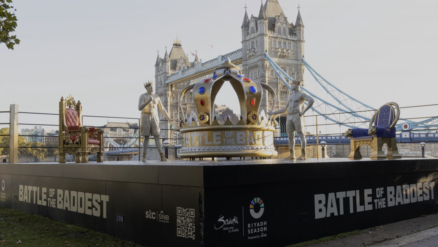 Battle of the Baddest Giant Sculptures