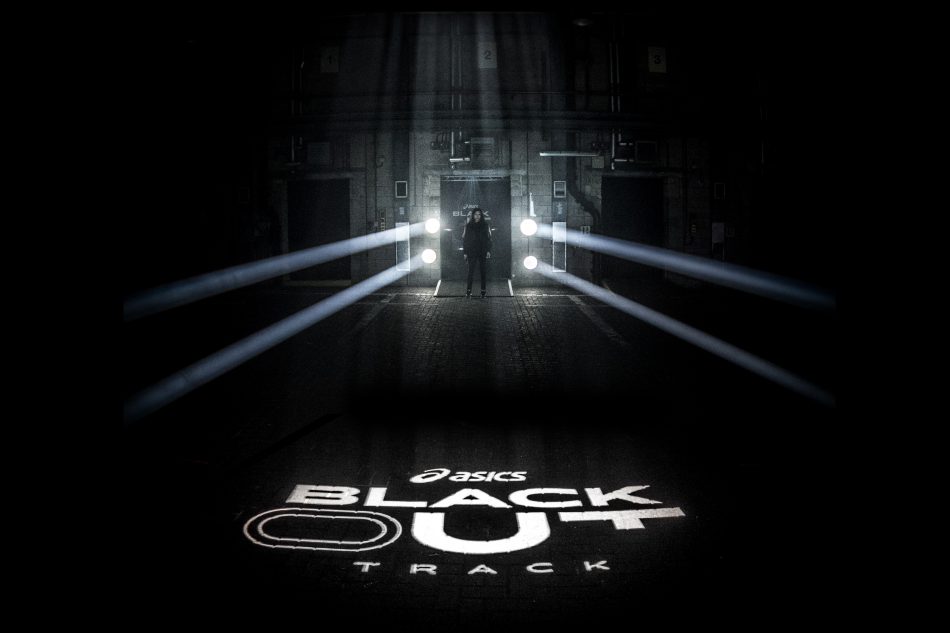 ASICS Blackout Track